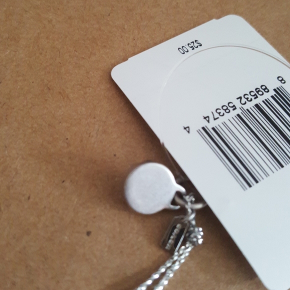 COACH PEARL CHARM - Picture 3 of 8